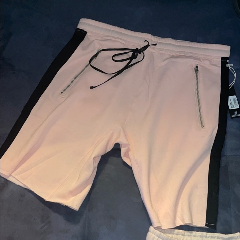 Elwood Zip pocket track shorts